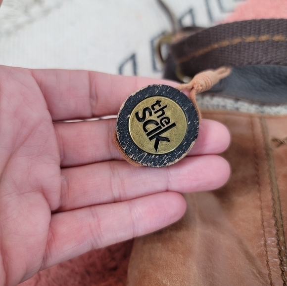 THE SAK KENDRA CROSSBODY IN CAMEL TAN LEATHER - Picture 13 of 14